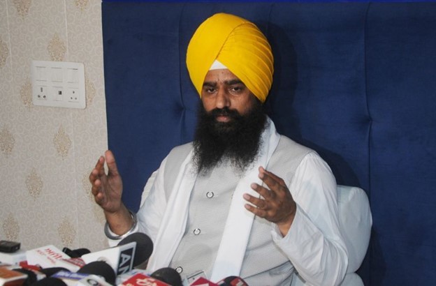 Call Sukhbir Badal over remarks on punishment, Akal Takht officiating Jathedar urged